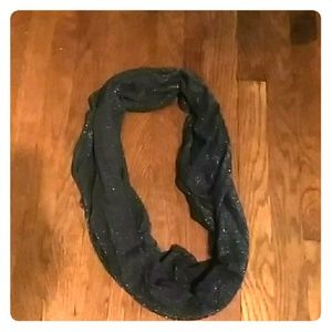 American Eagle Outfitters scarf